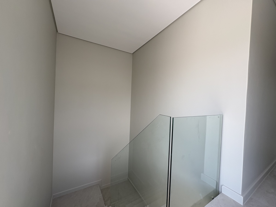 4 Bedroom Property for Sale in Sandown Western Cape